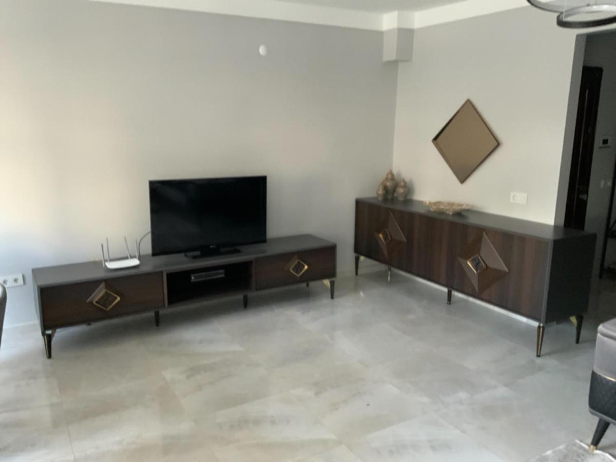 Luxury Z-Apart Family Homes 2 Bedrooms Wifi Near Metro Zeytinburnu Istambul Exterior foto